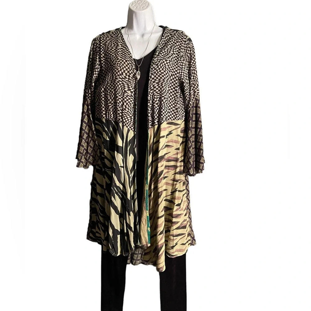 NWT.  CARDIGAN by Sacred Threads. L/XL.  LG/CL/GR01.    222622 - Picture 4 of 4